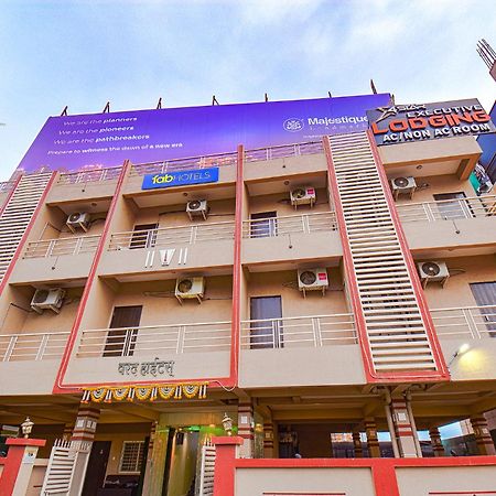 Hotel Fabexpress 4 Star Executive - Nr World Trade Center Pune Exterior foto